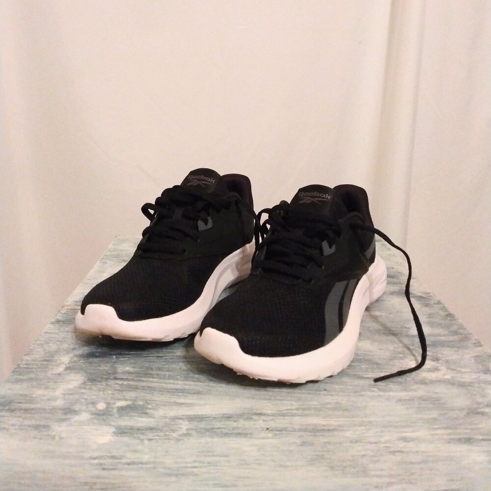 Worn Once! Reebok Energen Lux black size 8
